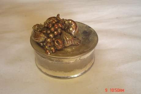 LOVELY OLD POWDER BOX