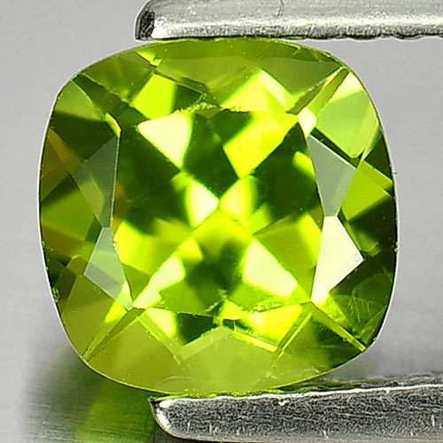 PERIDOT~1.70 Ct. Cushion Shape Natural Gem Green Peridot Unheated