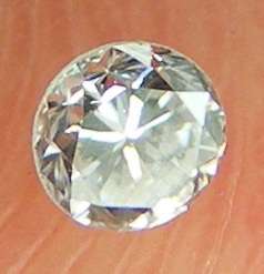 DIAMOND UNTREATED - 0.04 CARAT LIGHT BROWN, VS1  ROUND BRILLIANT NATURAL LOOSE DIAMOND 2.17x1.44mm