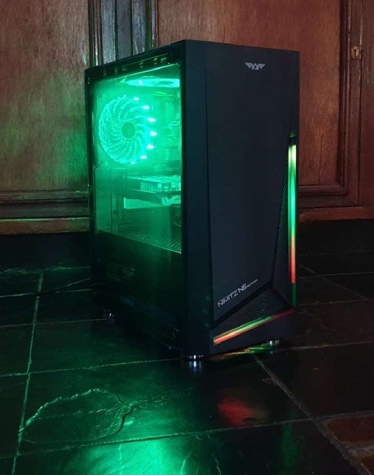 ** WOW ** MASSIVE I7 Gaming PC, 4GB Graphics, 16GB Memory, HDD, Fans worth R600