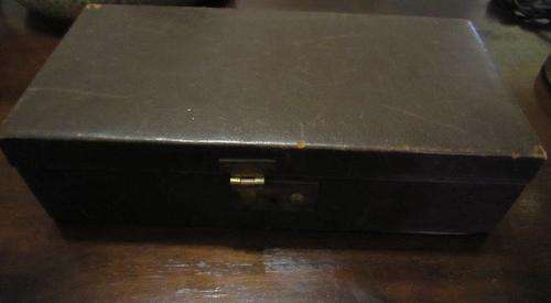 Leather jewellery box