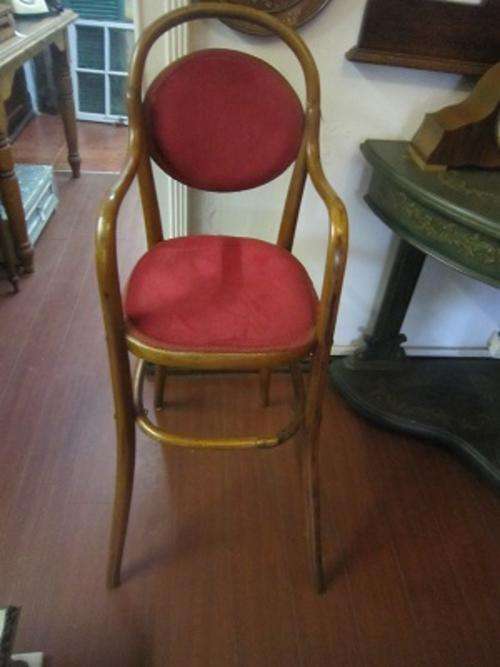 VICTORIAN BENTWOOD CHILDS CHAIR  ITEM NO CON-F