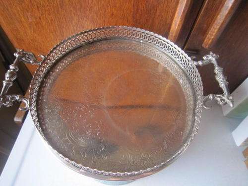 SILVER PLATED BUTTLERS TRAY WITH HANDLES  ITEM NO 697