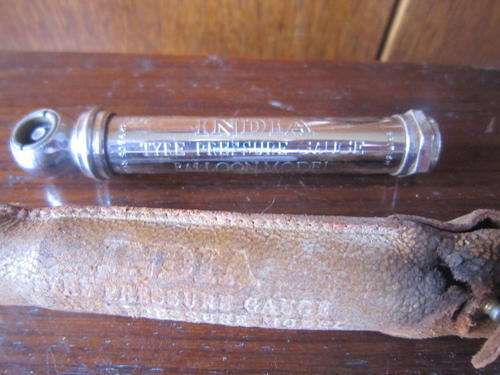 VINTAGE INDIA TYRE PRESSURE GAUGE BALLOON MODEL  ITEM NO 648