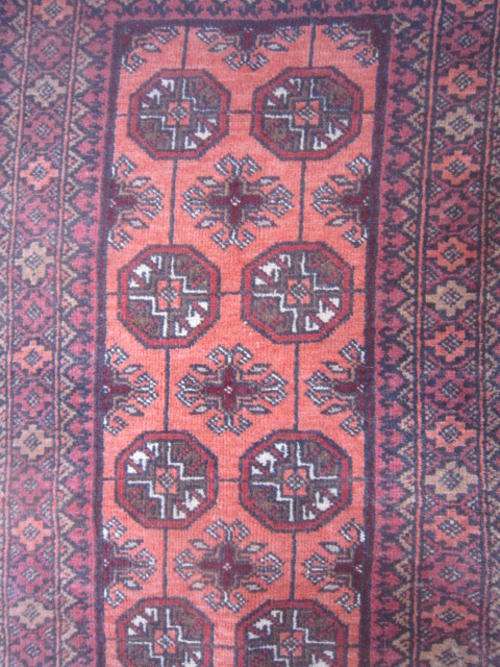 STUNNING PERSIAN CARPET  ITEM NO 932