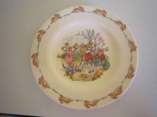 LOVELY IMMACULATE ROYAL DOULTON "BUNNYKINS"SIDE PLATE  ITEM NO 1087