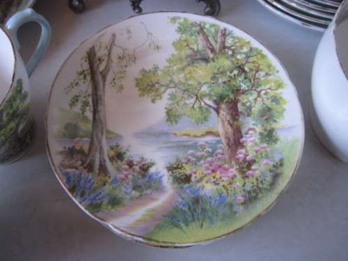 19 PIECE PART SHELLY BONE CHINA TEA SET ITEM NO 2030