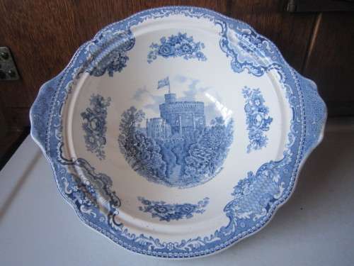 JOHNSON BROS, ENGLAND, OLD BRITAIN CASTLES, CASSEROLE DISH  ITEM NO 2033