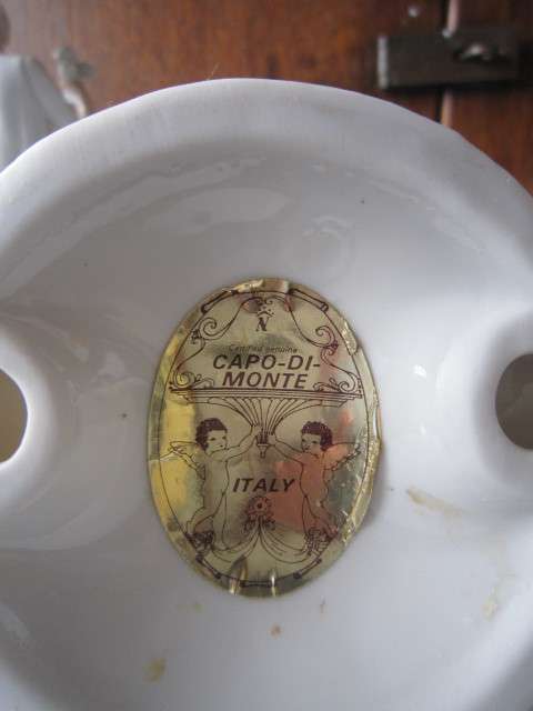 2 CAPO-DI-MONTE BEAUTIFUL MIXED MEDIUM FIGURINES  ITEM NO 2145/46