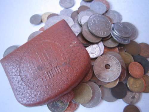 COLLECTION OF MIXED COINS AND CUTE LITTLE COIN PURSE