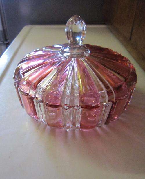 Exquisite Cranberry & clear cutglass bowl