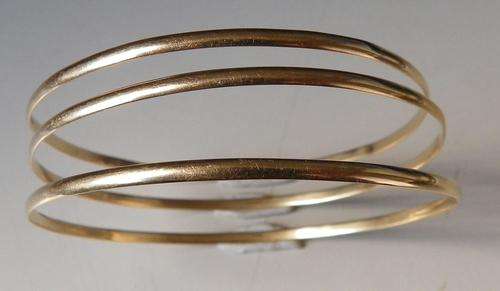 3 x 9ct Solid Gold Bangles 2mm width and 66mm Outer Diameter 11.05 Grams