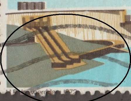 1972 REPUBLIC OF SOUTH AFRICA 4 CENTS VERWOERD DAM WITH `MISSING GREEN COLOUR ` - RARE !