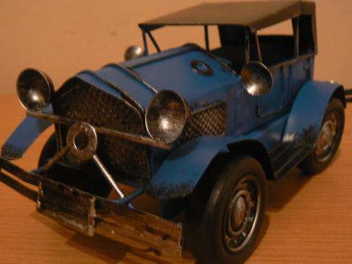 Collect this vintage car