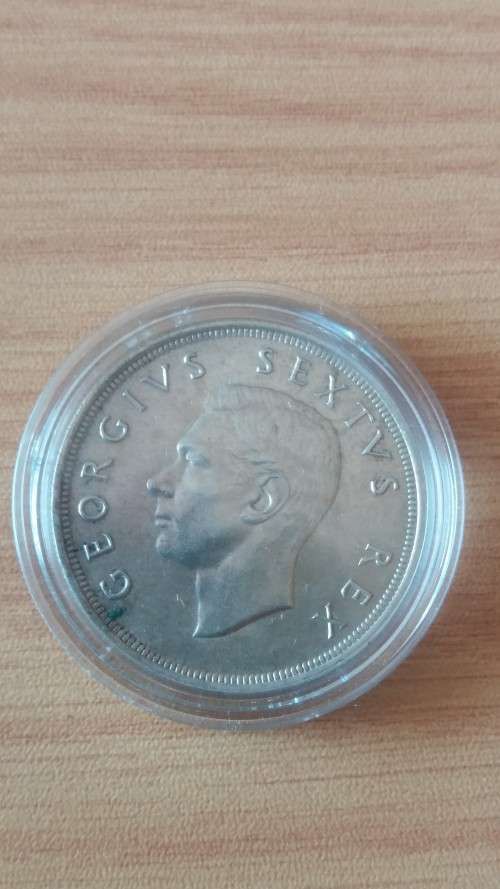 ** Great Looking 1952 Silver Five Shilling @ R1 Start  **