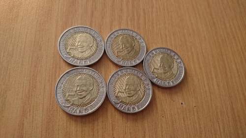 Nice 2018 Nelson Mandela Centenary R5 Coins. Bid Per Coin To Take All 5