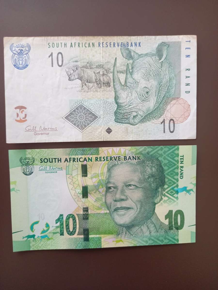 SET OF GILL MARCUS R10 NOTES. ONE BID FOR BOTH