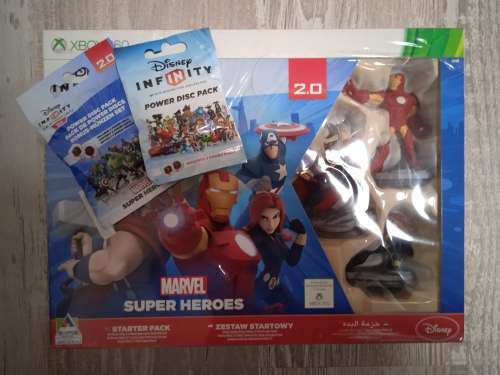 XBOX 360 250GB + Kinect sensor+3 controllers+ 25 games