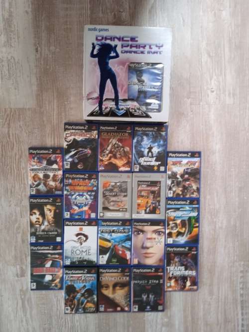 19 x PlayStation 2 (PS2) games