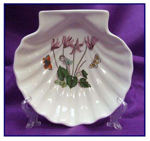 1972 Shell shape soap Dish  - "Botanical Gardens Circa 1818'