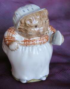 Royal Albert BEATRIX POTTER - Mrs. Tiggy Winkle