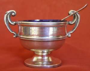 Hallmarked Silver SALT BOWL With Spoon & Blue Glass Liner - Birmingham 1910