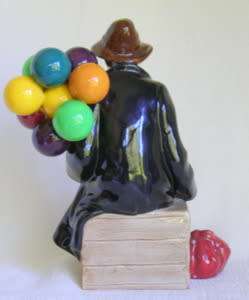 ROYAL DOULTON Figurine - The Balloon Man