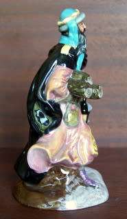 Royal Doulton MINIATURE FIGURINE - Good King Wenceslas - HN3262 *R1800*