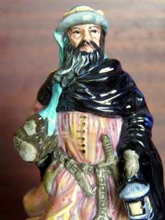 Royal Doulton MINIATURE FIGURINE - Good King Wenceslas - HN3262 *R1800*