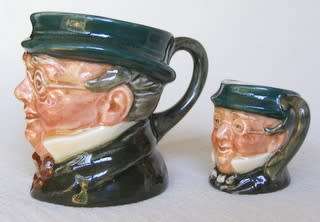 Royal Doulton MINIATURE & TINY CHARACTER JUGS - Mr. Pickwick *R3000*