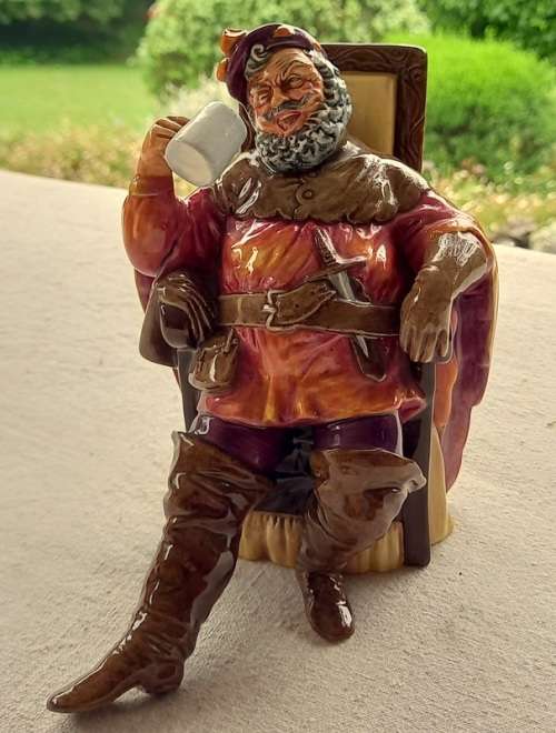 ROYAL DOULTON Figurine - The Foaming Quart HN2162