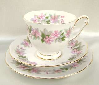 QUEEN ANNE Genevieve Trio **PRETTY**