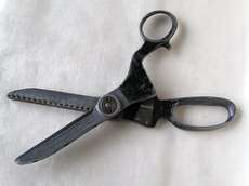 Vintage Large PINKING SHEARS