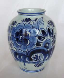 DELFT Blue Painted Vase