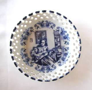 DELFT Oude Molen Pierced Dish