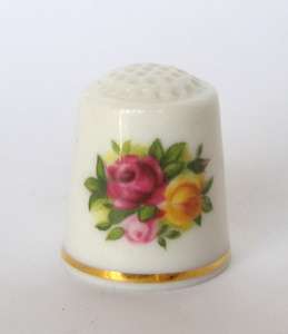 ROYAL ALBERT THIMBLE - Old Country Roses