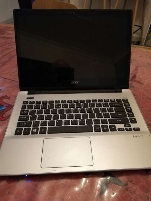 Acer Aspire V3 472p laptop - screen not working