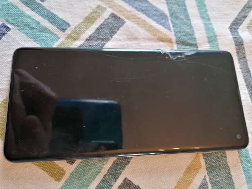 Samsung Galaxy S10 - damaged screen
