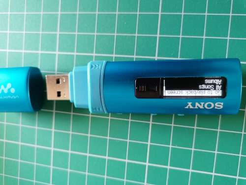 Sony Walkman with built in usb - 4GB
