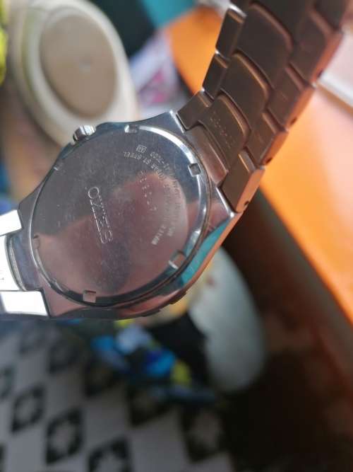 Blue Seiko Quartz with date, steel bracelet