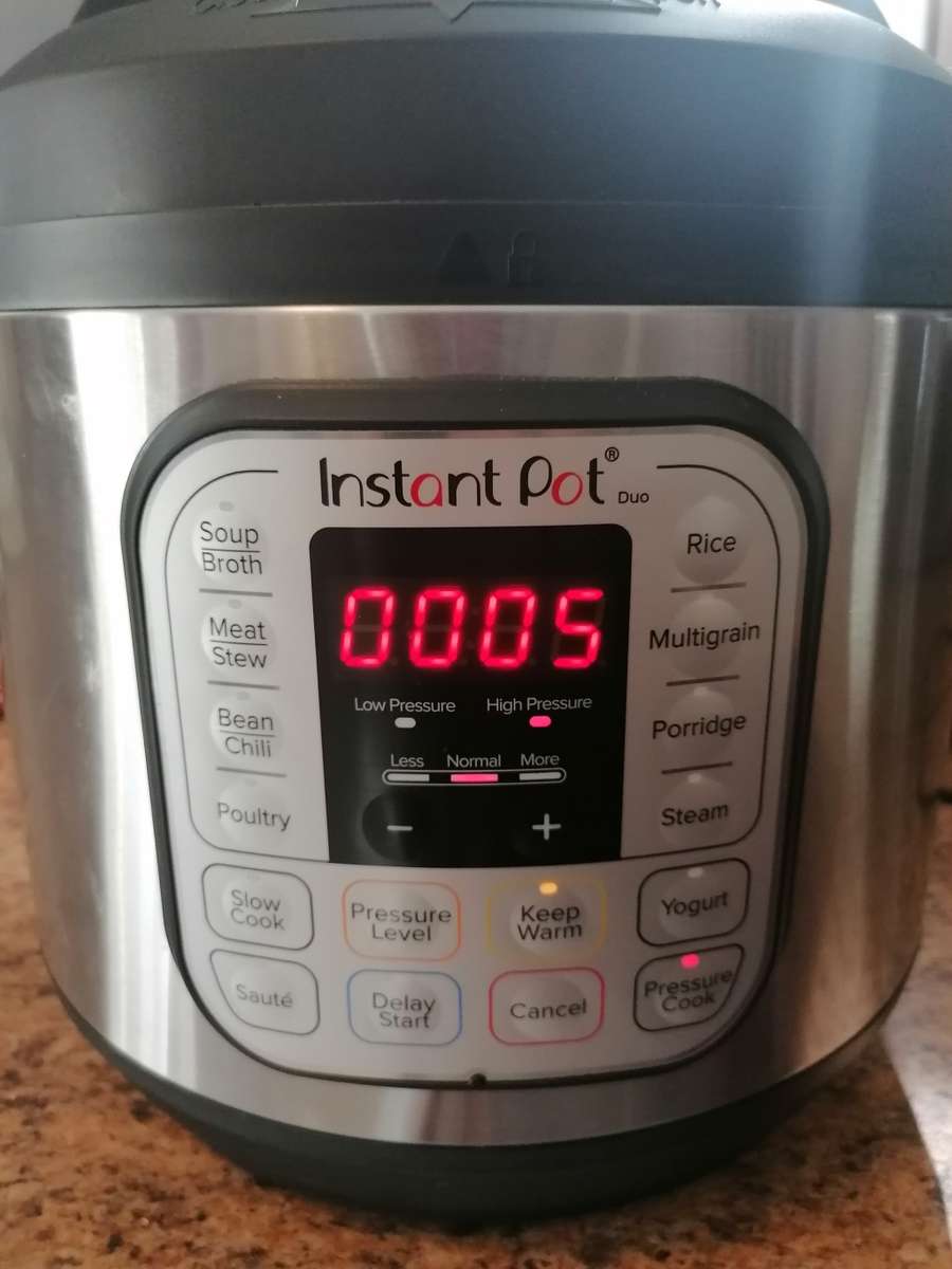 Instant Pot Duo 80 7-in-1 smart Cooker 8L