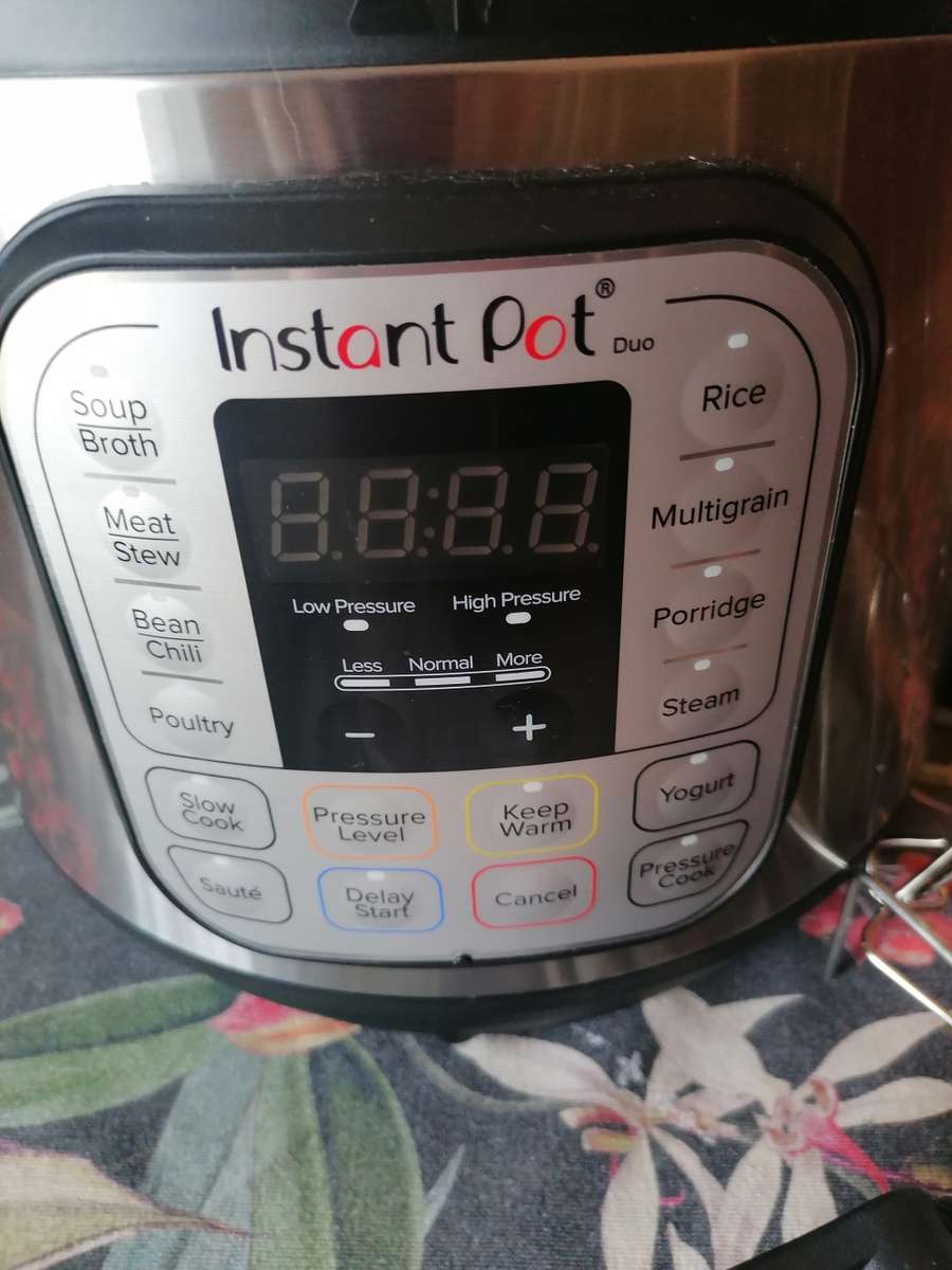 Instant Pot Duo 80 7-in-1 smart Cooker 8L