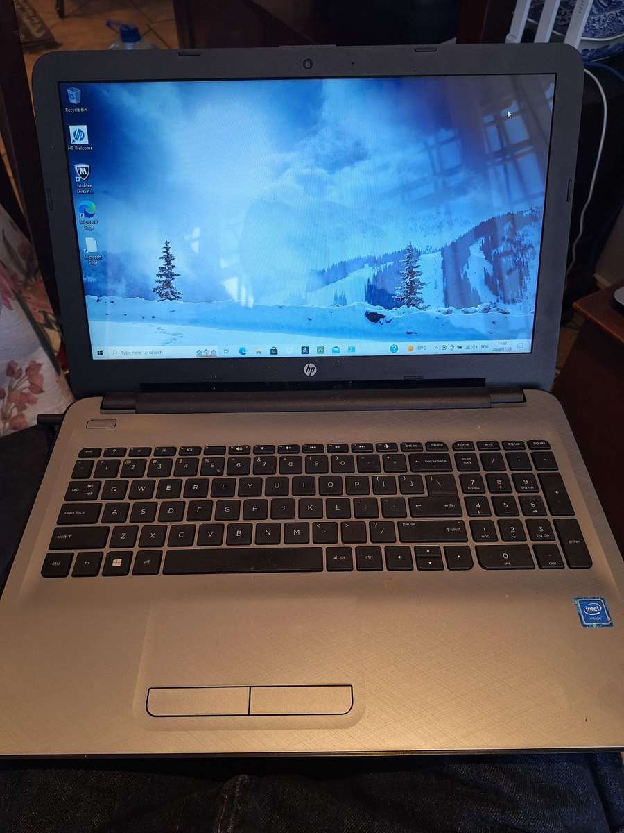 HP laptop 15-ac100ni 15.6" Celeron Notebook