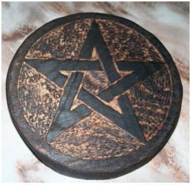 STUNNING LARGE RESIN ALTAR TILE/PENTACLE - THICK & HEAVY