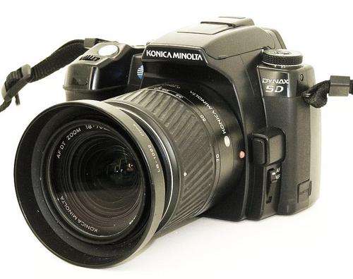 Minolta Dynax 5D Digital SLR Camera with Minolta 28-70mm Lens