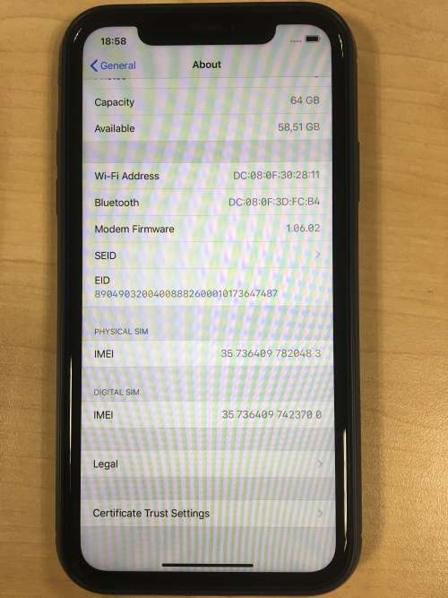 iPhone Xr (Black) - 64GB