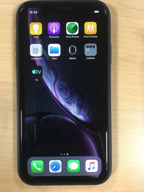 iPhone Xr (Black) - 64GB