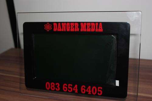 3x 7" Digital Photo Frames...