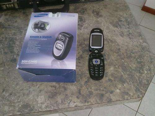 Samsung E340E
