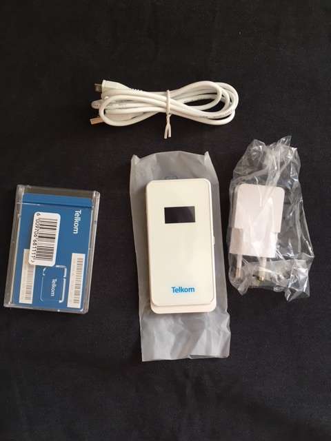D-Link 3G HSPA+ Mobile Router 21.6Mbps - DWR-730 | ( UNLOCKED / works on any network)